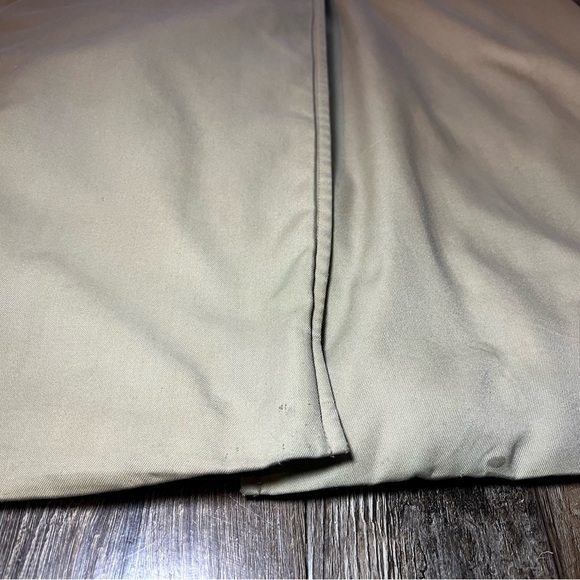 Burberrys Vintage Khaki Long Trench Coat with Belt Size Medium See Measurements - Picture 11 of 16